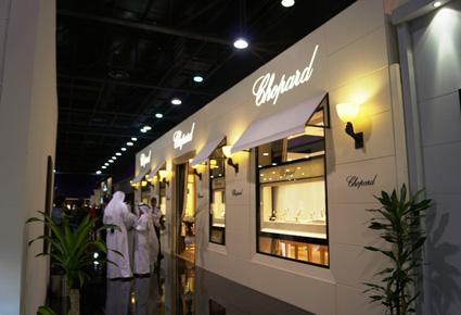 Brietling ،Bulgari  وArzano  ماركات عالمية تتألق في معرض الدوحة